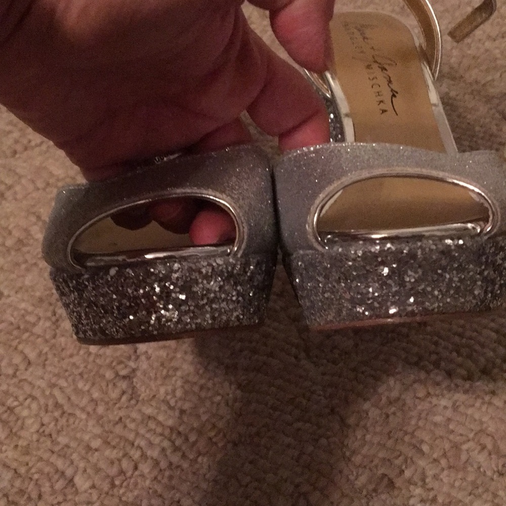 Gorgeous silver sparkle shoes - Picture 7 of 8